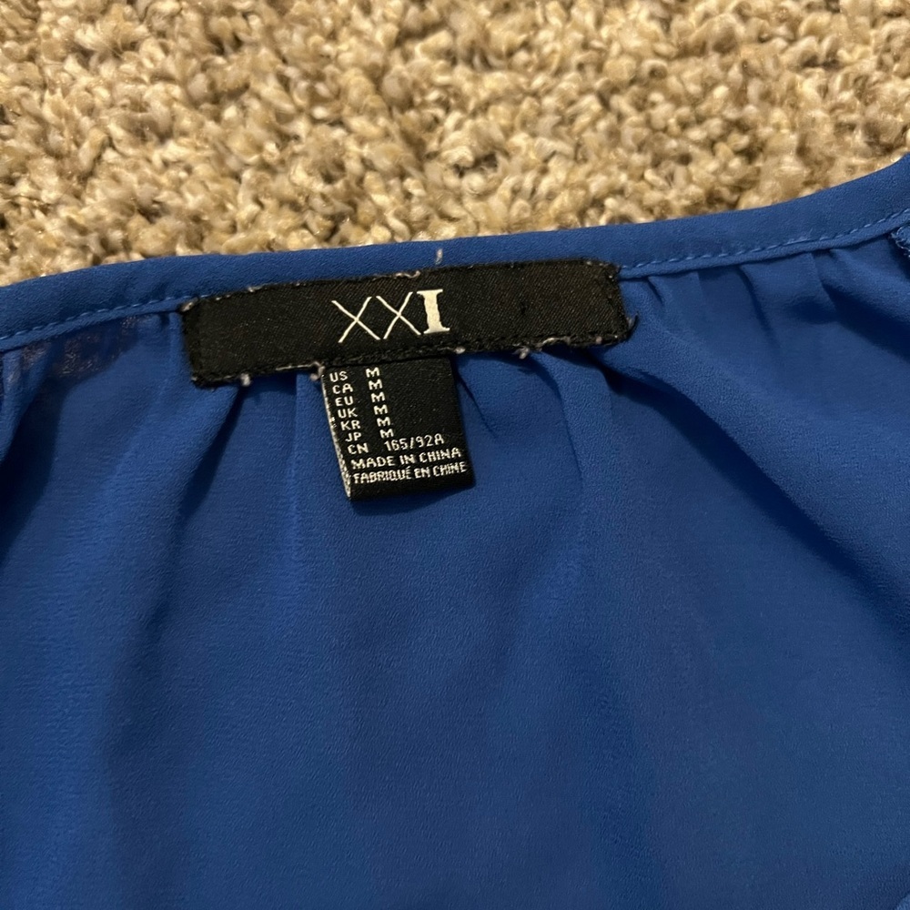 XXI Top - Picture 3 of 5